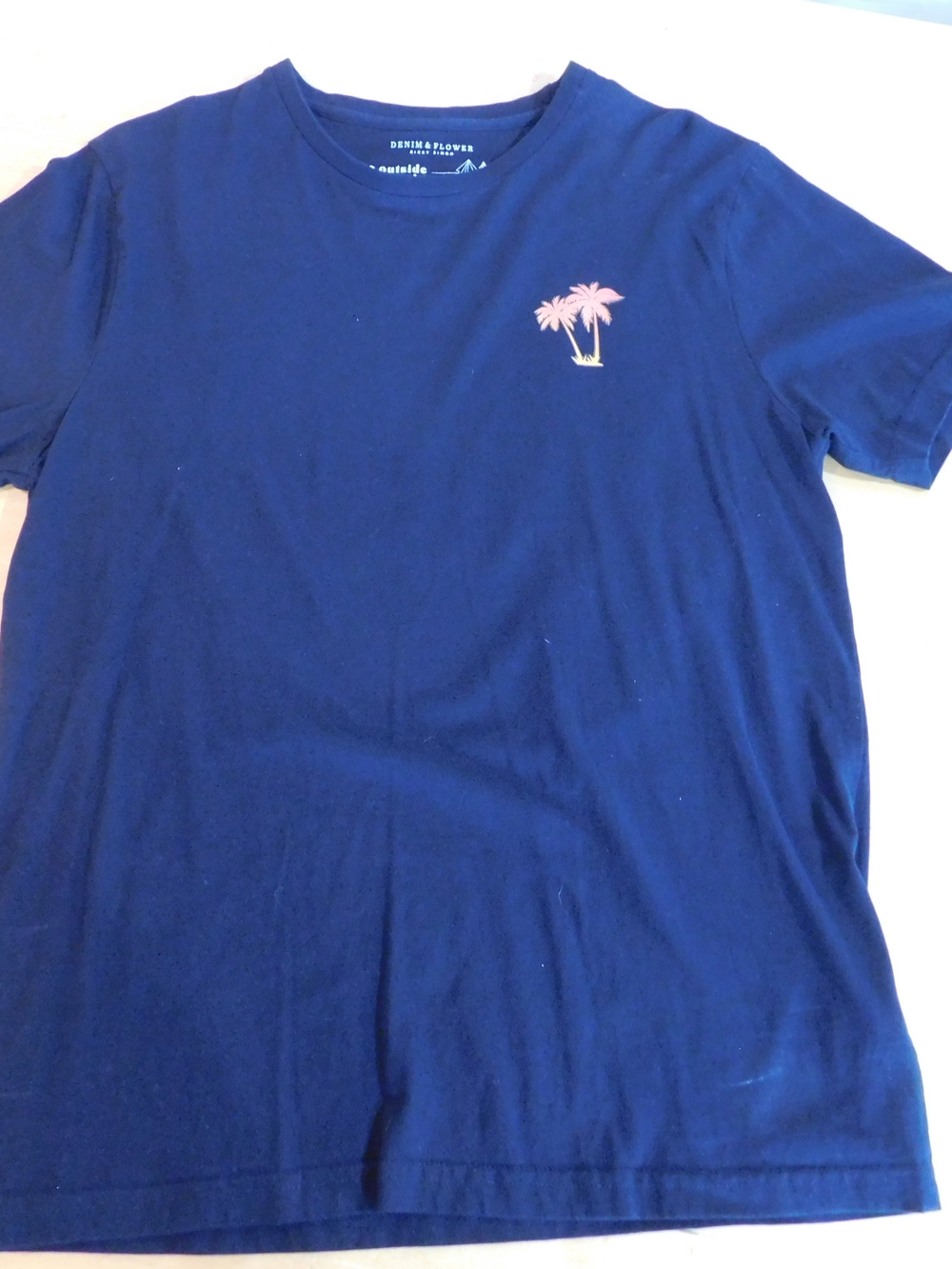 Denim & Flower Men’s Navy Palm-Graphic Crew Neck T-Shirt